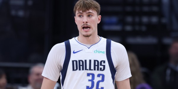 b体育官网-核心互飙！小波特半场8中4拿12分3板 弗拉格10中7轰下18分4板