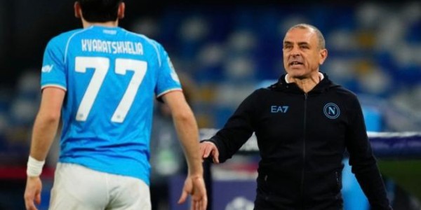 b体育-新帅首秀率队逼平巴萨，那不勒斯开启改造计划