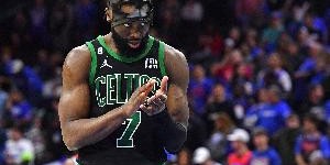 杰伦-布朗：曾被焦虑抑郁困扰&amp;amp;陷入黑暗 但正是这些让我闪耀光芒