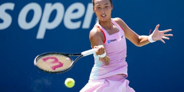 对法网冠军狂砸21个ace！郑钦文四大满贯均迎首胜