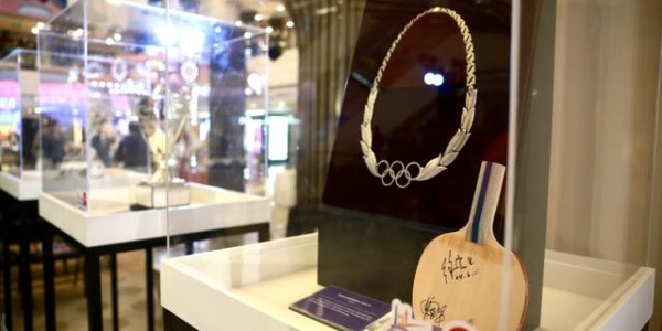 b体育-全民参与“一道乒 乓乓响”，在上海接住这只穿越百年的小白球|乒乓球|乒乓|徐寅生|国际乒乓球联合会|世界乒乓球锦标赛_新浪新闻